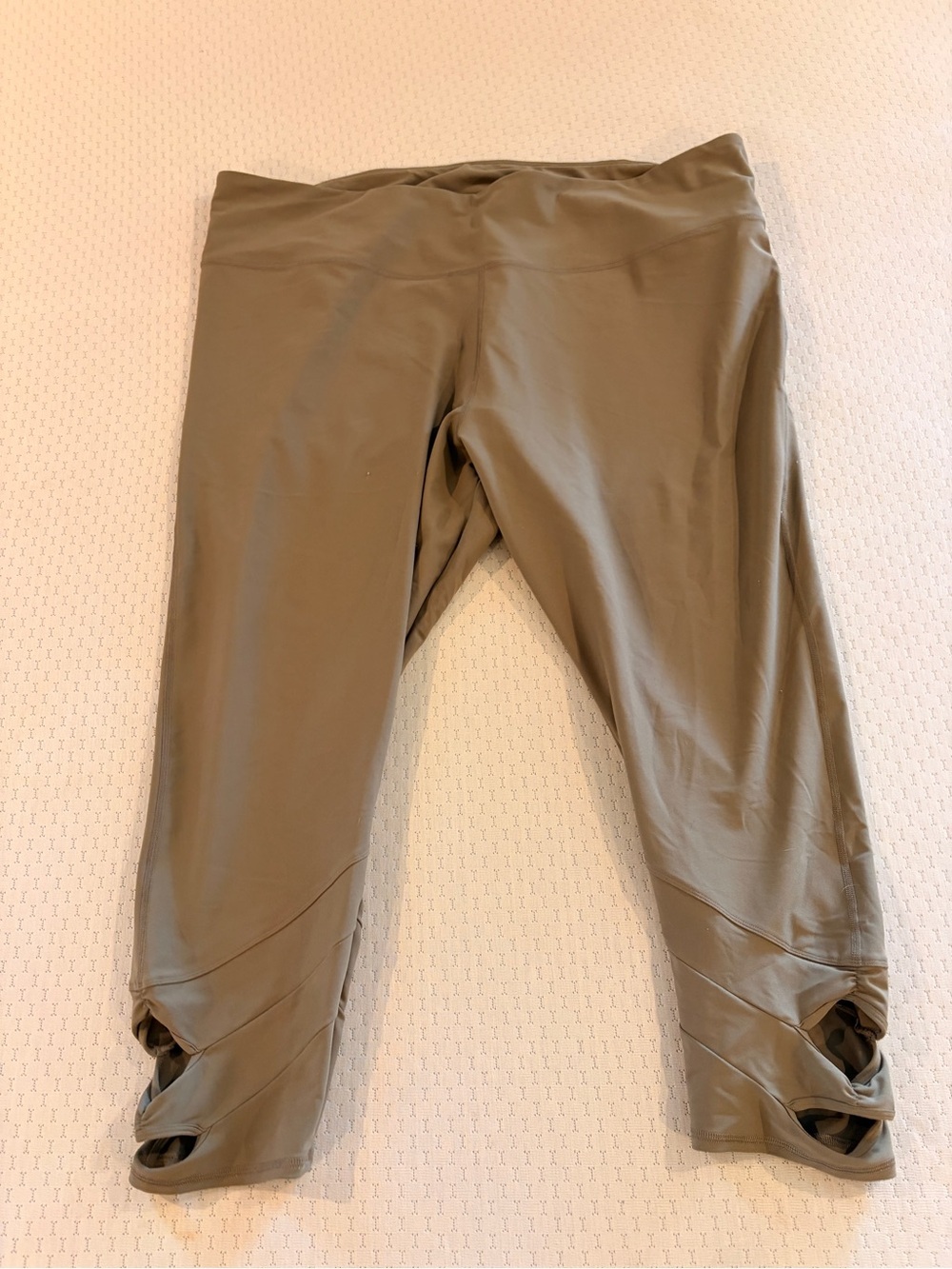 Old Navy Women’s Plus Size 4X Green Active Capri Leggings